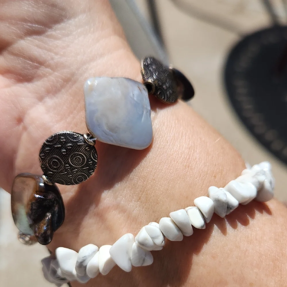 Handmade Oyster Shell & Embossed Spheres Bracelet  Size 7-8